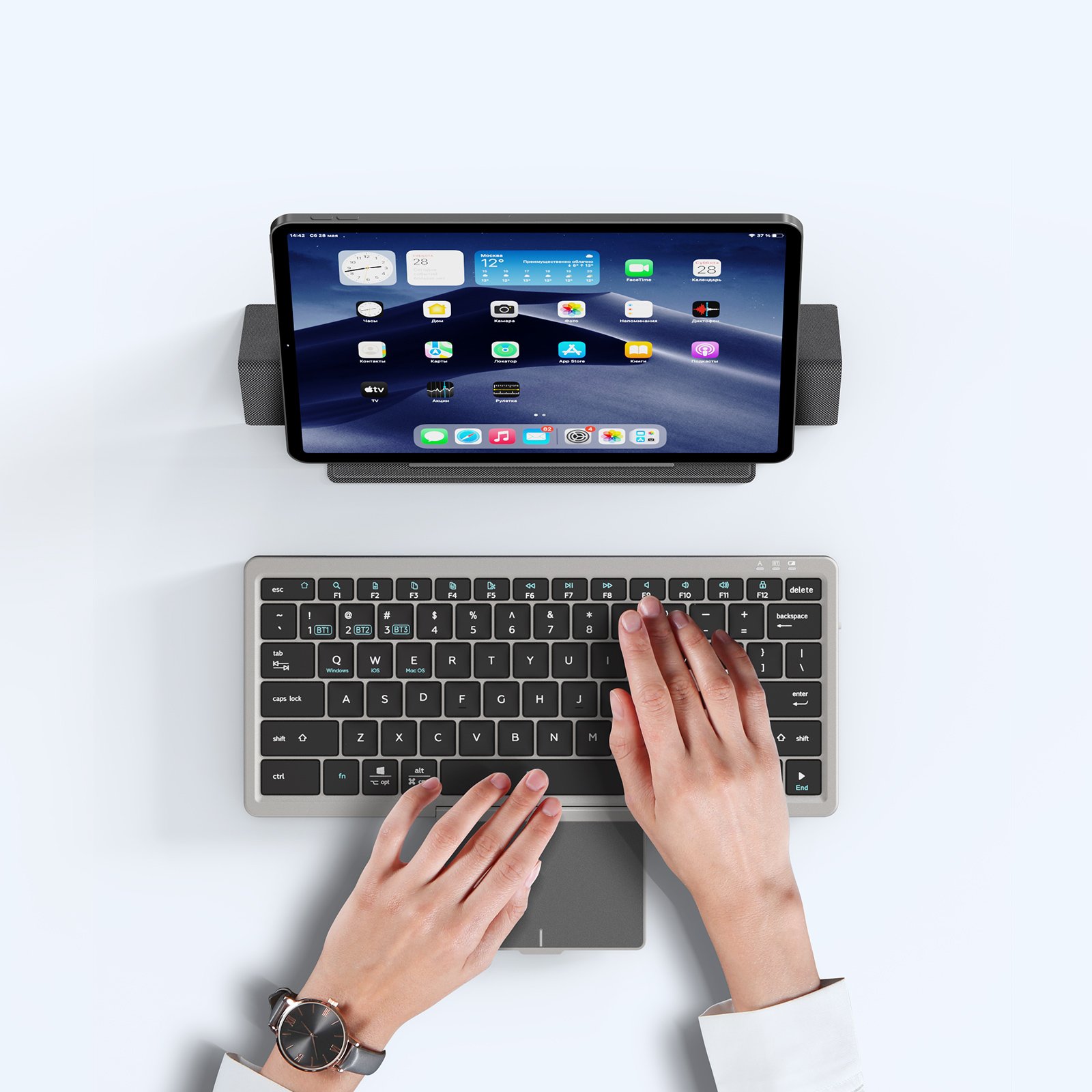 Smart Touch Wireless BT Keyboard Leather Case Portable 2 in 1 Keyboard Stand Laptop Tablet Universal