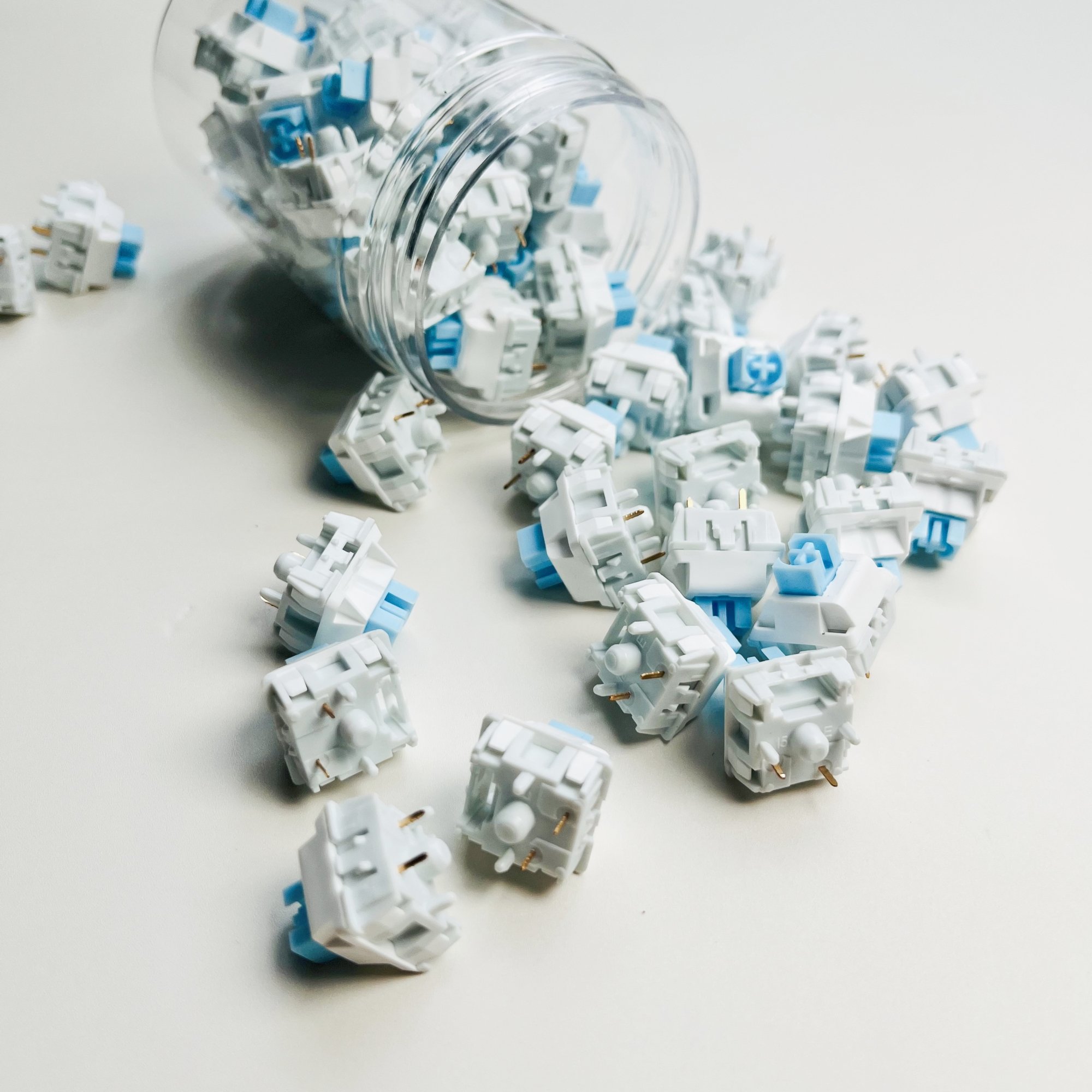 Snow Leopard Switch 5pin 40g Linear Switch MX Stem Compatible with Mechanical Keyboard Factory Pre-lubed