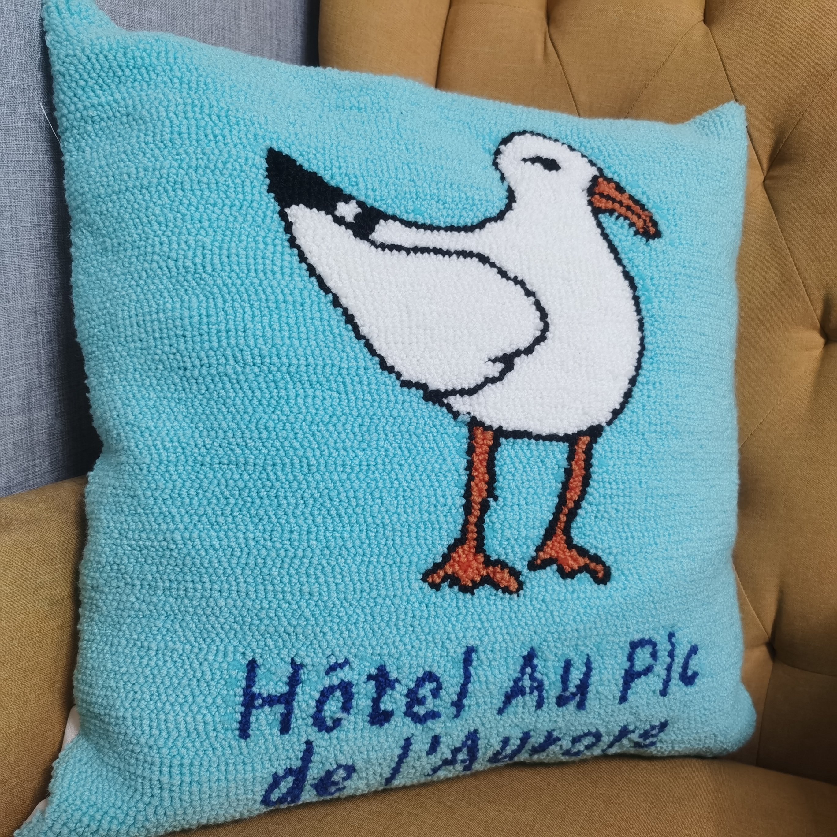 Custom Multi Color Embroidery Decor Tufted Cushion Cover Tufting Acrylic Real Wool Thread Punch Needle DIY Throw Pillow