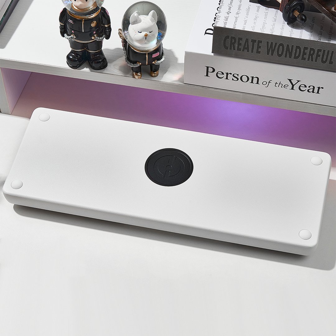 65% Layout Hall Effect Switch Keyboard xRGB Wired Mechanical Keyboard Aluminum 65 Keys with Hall Effect Magnetic Switch