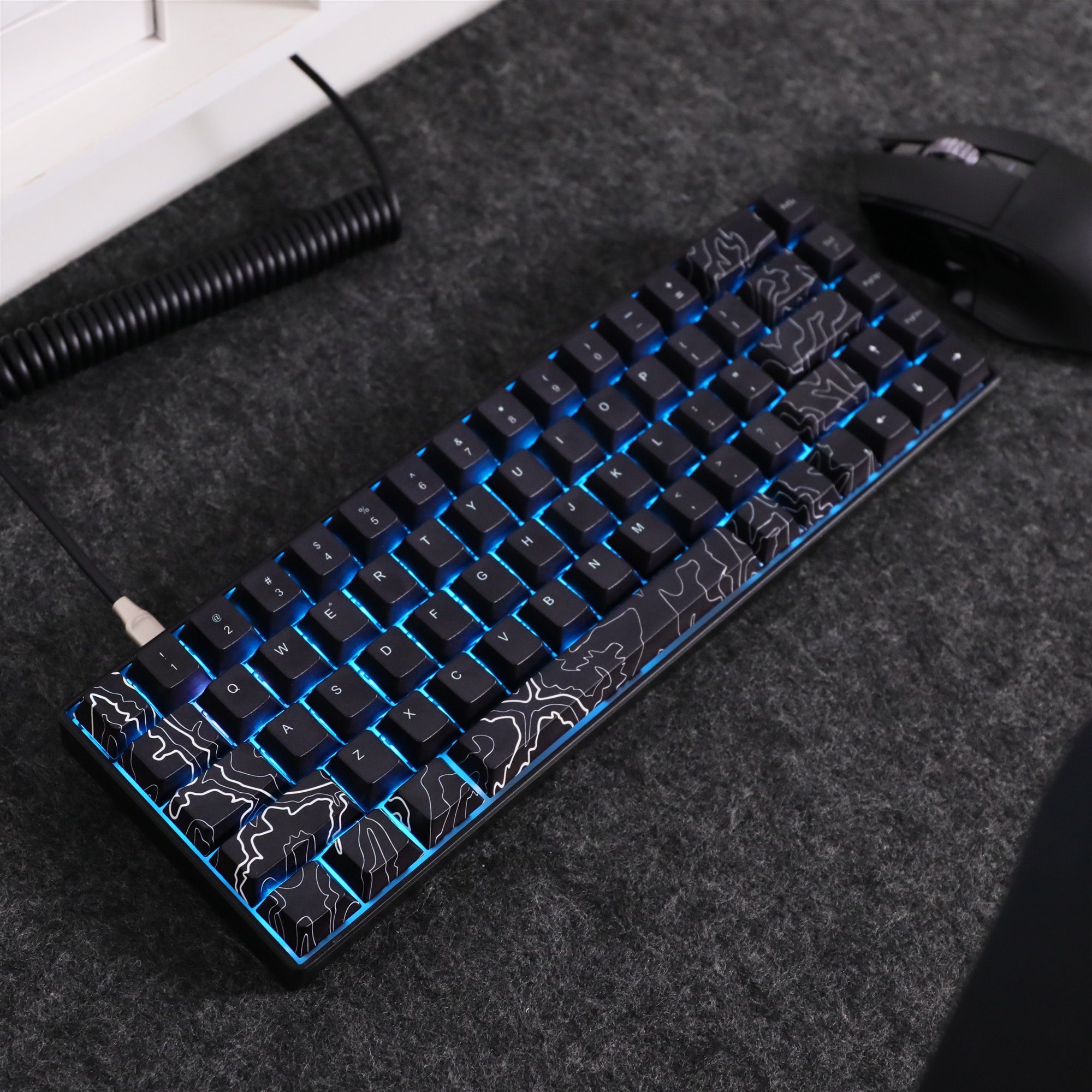 HZGAMER 60 Percent Mechanical Gaming Keyboard Ergonomic Durable Detachable Type-C Cable Mini Gaming Keyboard with Red Switches