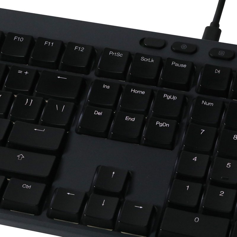 Hot Sell 108keys Cherry Red Switch Full Size White Light With Multimedia Type-C Interface Wired Gaming Mechanical Keyboard