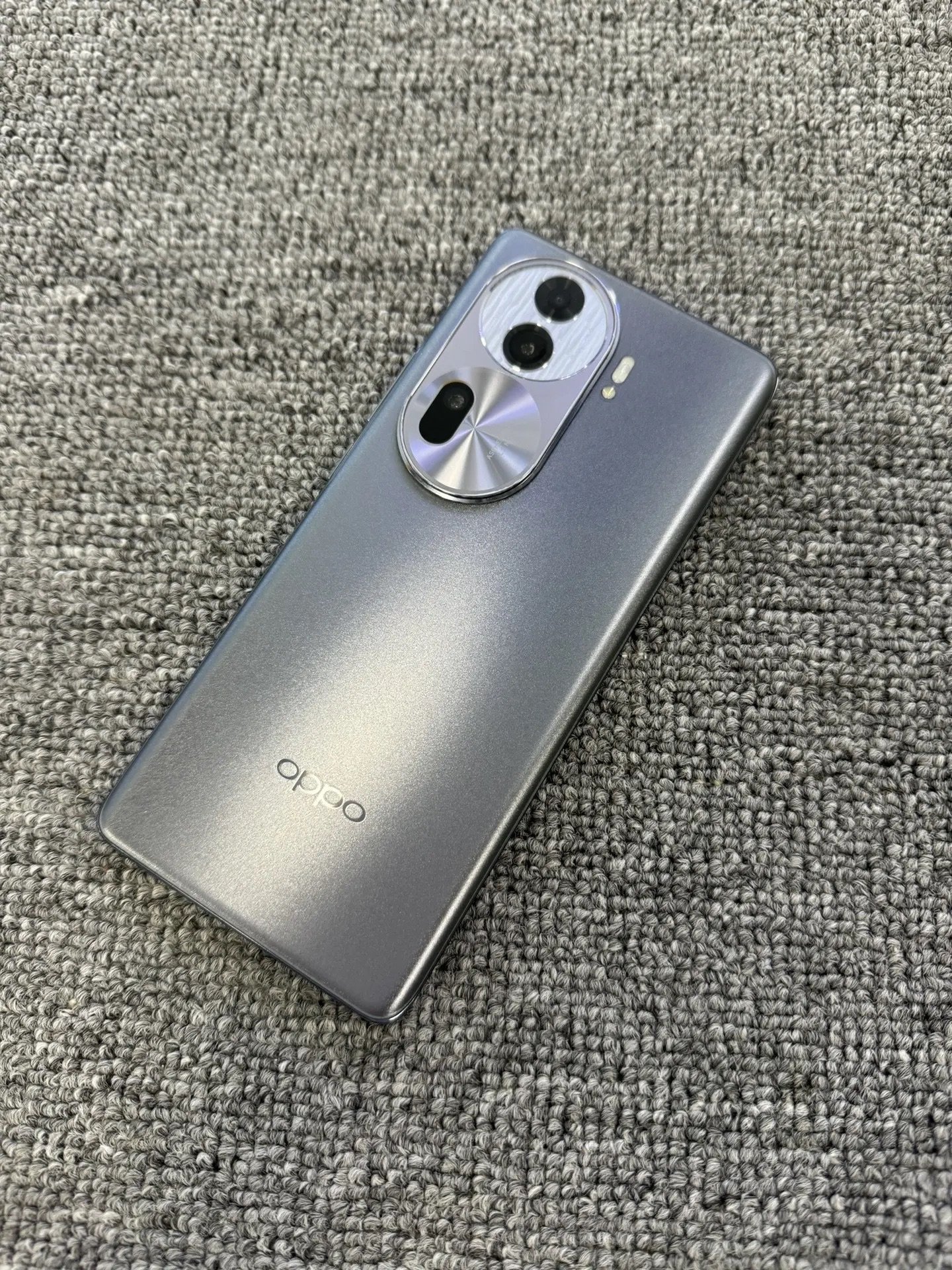 Brand 99% New For Oppo Reno11 Pro 5g Smartphone 6.74 Inch 120hz Screen Sn8 Gen1 4700mah Battery 80w Charger Used Cellphone