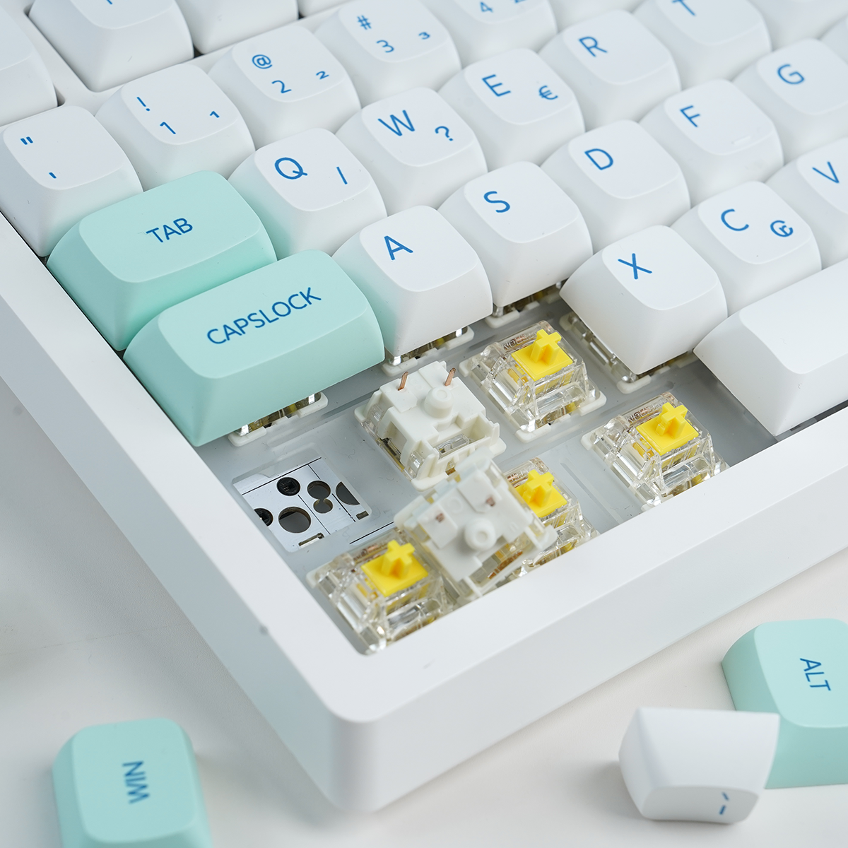 MK75 Max ISO(UK) Layout 75% Gasket NKRO Hot Swappable Triple Mode Mechanical Gaming Keyboard South-Facing LED