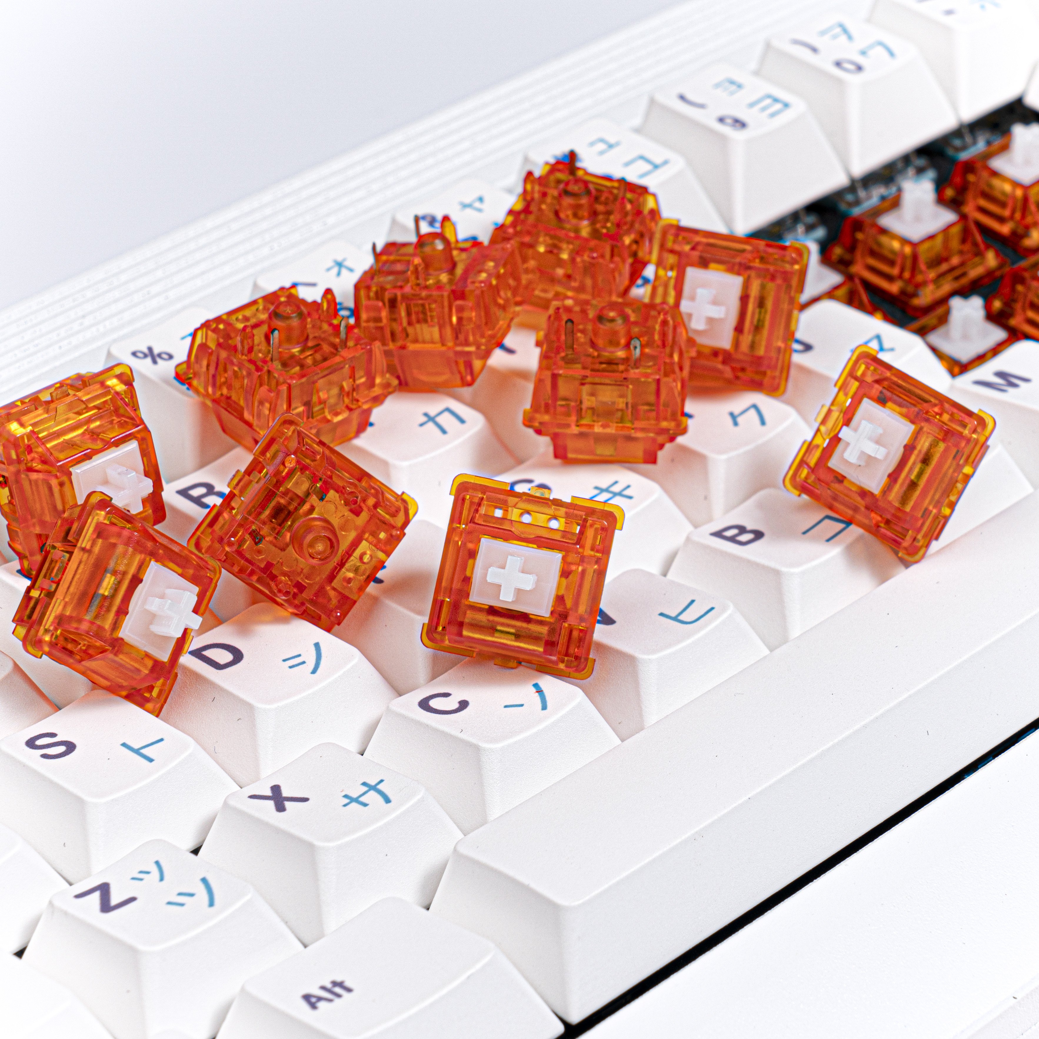 Epsilon switch Gold-plated spring nylon housing P3 axle with 5 pin 68g Mechanical Keyboard Switches
