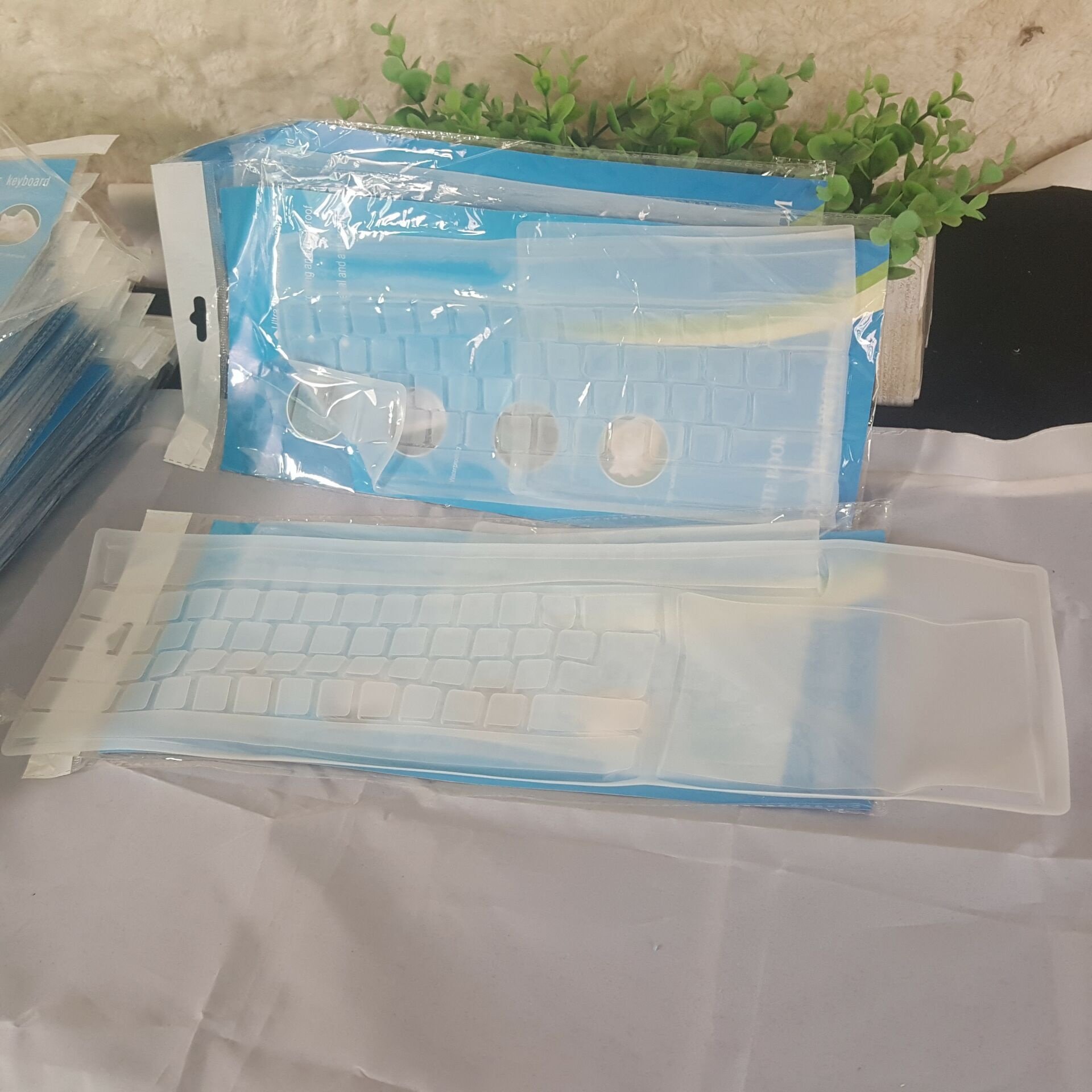 Silicone General Keyboard Protective Cover for Computer Desktop with Retail Package