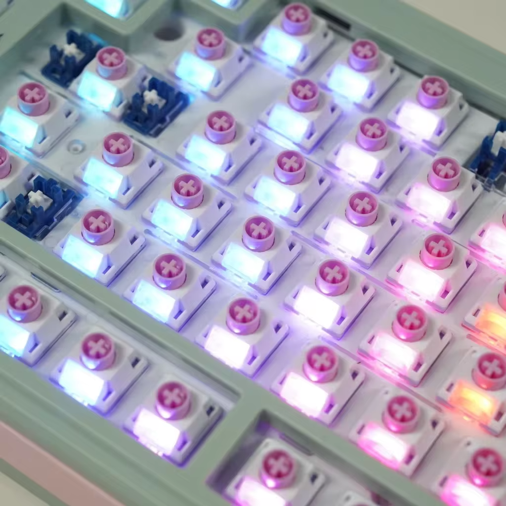 Cream Strawberry Switches Linear 45gf 5pin Hot Swappable MX Switch with Light Guide Pre-Lubed for Mechanical Keyboard DIY