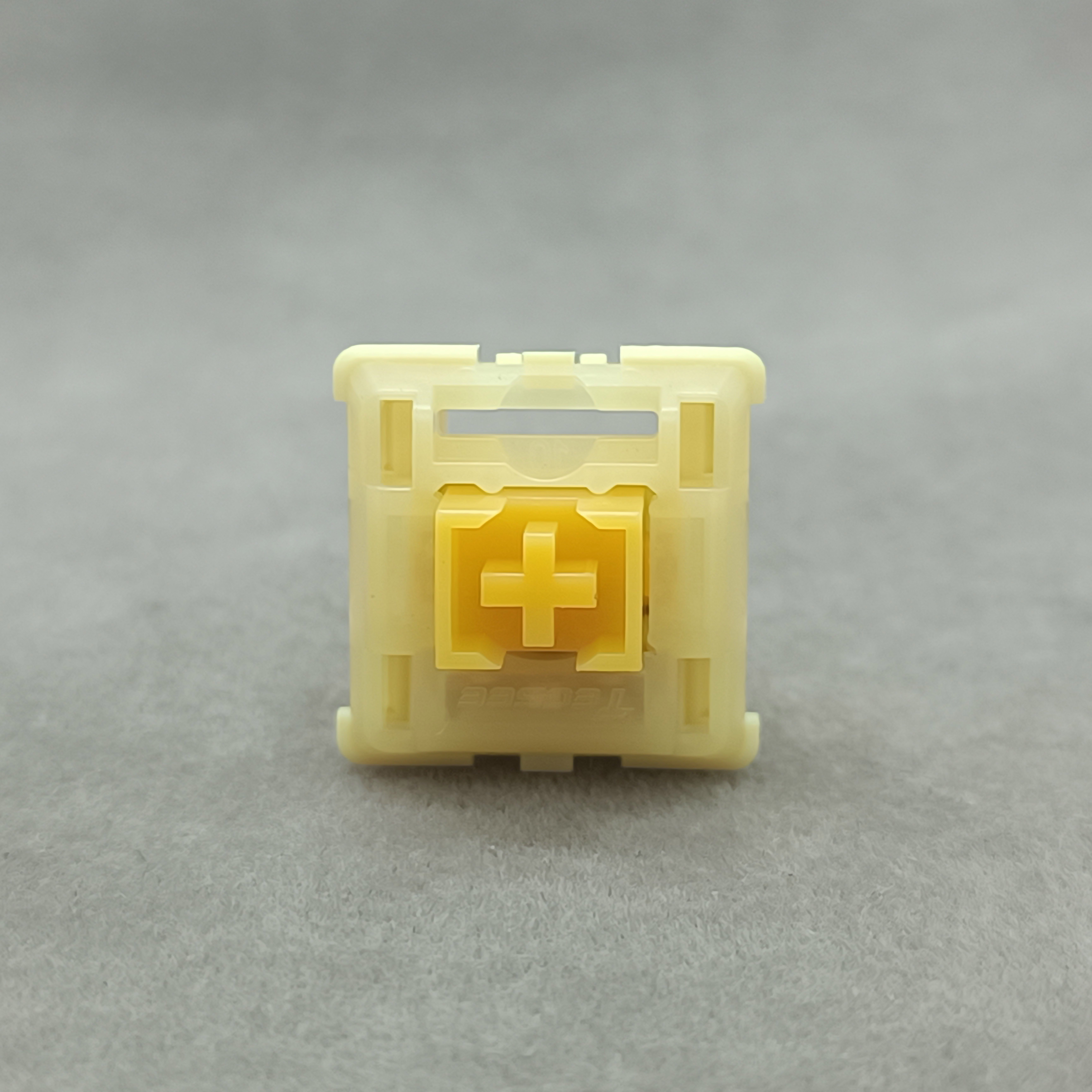 Tecsee Medium Switch HPE Top PC Bottom POM Tactile Stem Single Low Profile Switches Spring 63.5g Keyboard Switches