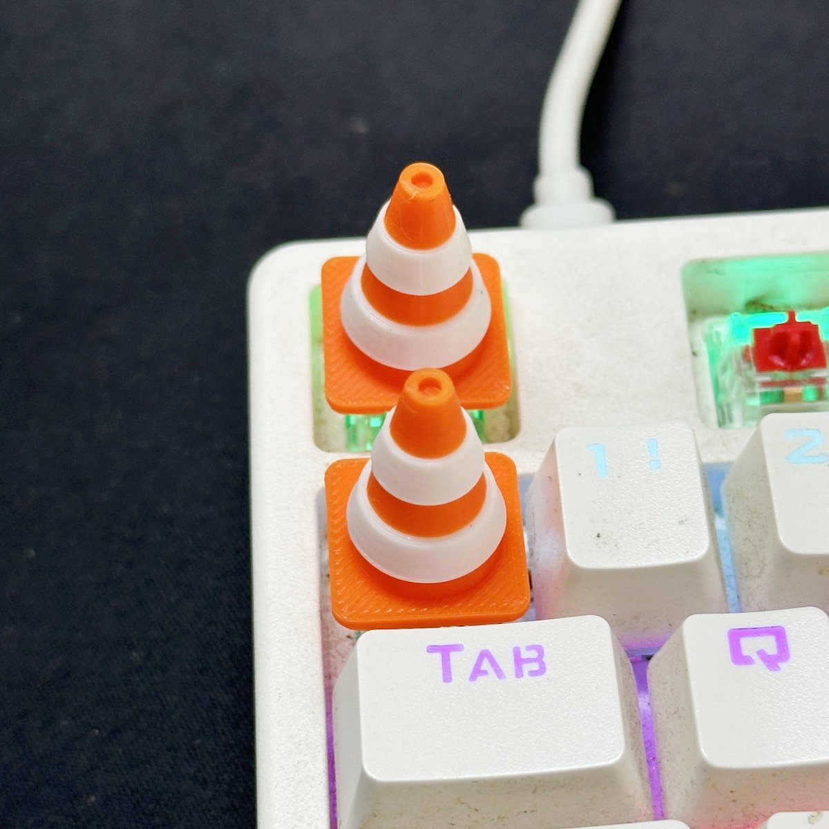 Mini Traffic Cones Road Street Signs Keycaps diy Suitable For Cherry MX Crosshair Switch Mechanical Keyboards