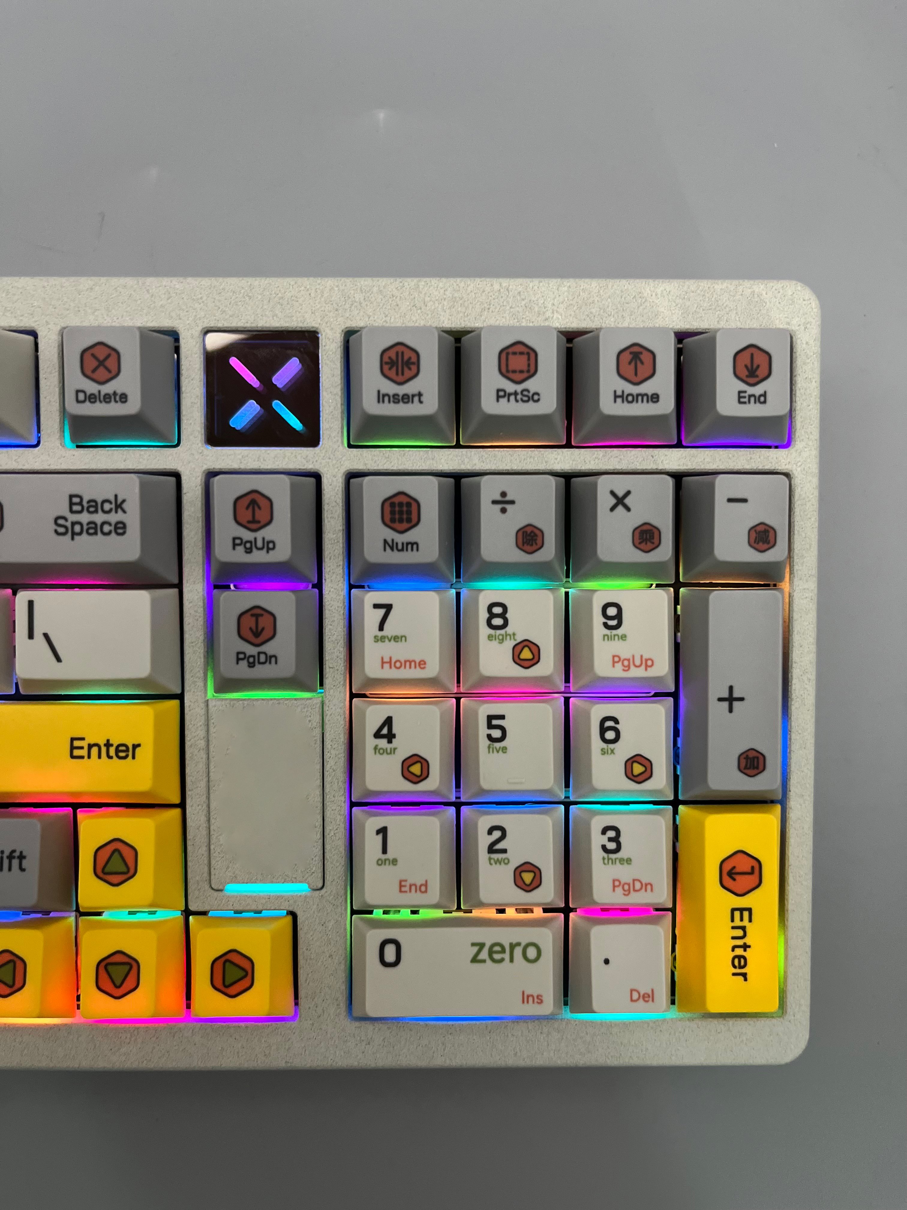 new arrival Tri mode Gasket OEM supported customization style PBT keycaps CNC mechanical keyboard