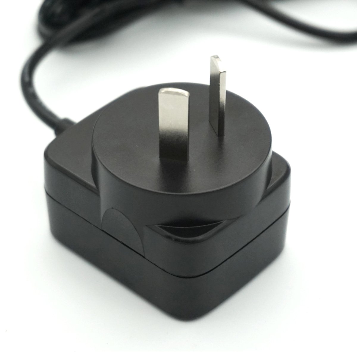 Argentina Wall Plug 24V 0.4A Switching Power Supply 9.6W With S-mark IRAM CB IEC LVD EMC Rohs Certificate For Argentine Market