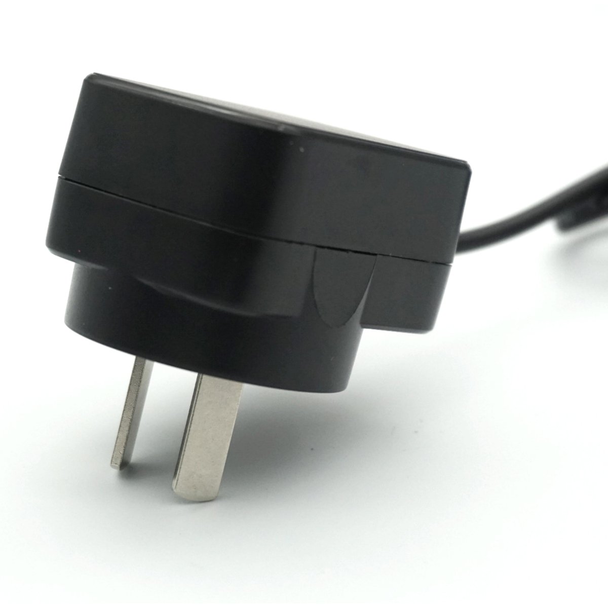 Argentina Wall Plug 24V 0.4A Switching Power Supply 9.6W With S-mark IRAM CB IEC LVD EMC Rohs Certificate For Argentine Market