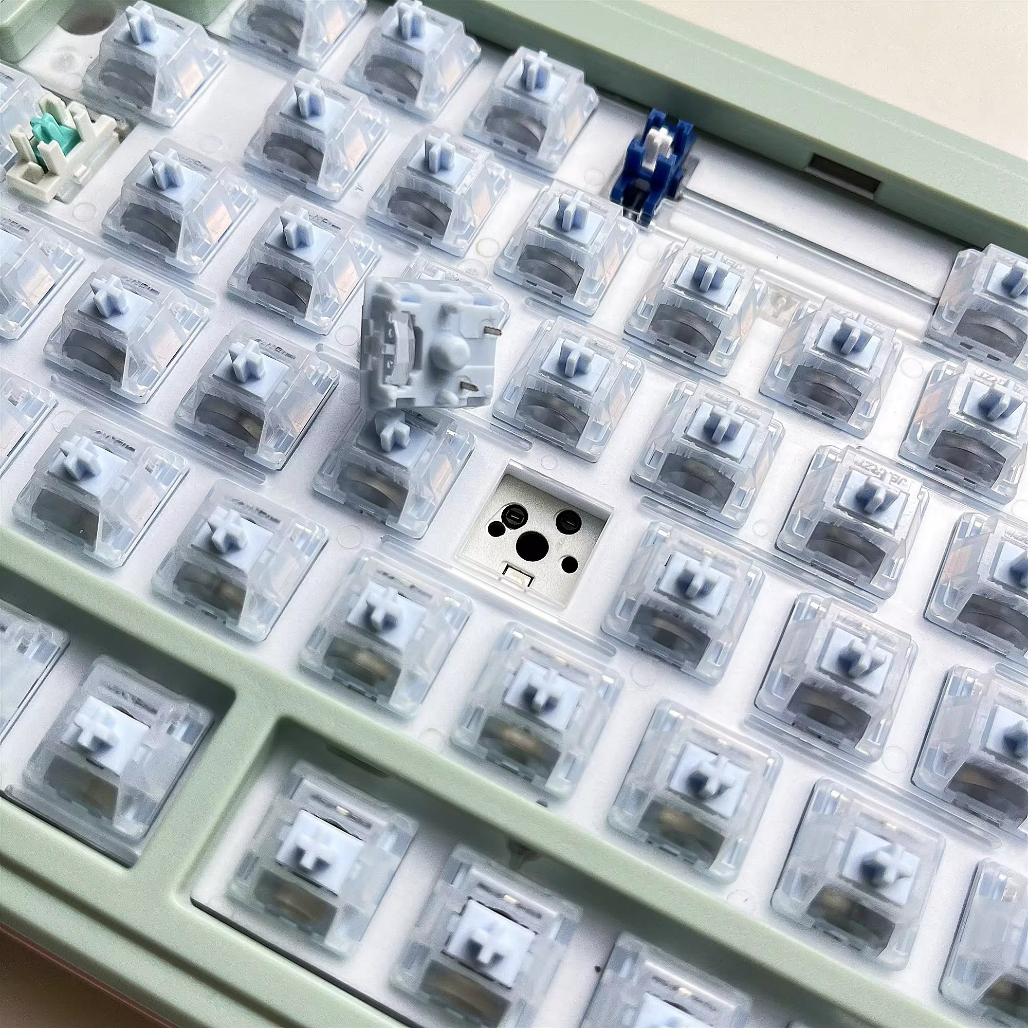 Salt Mousse Linear Switches 5pin MX Switch with Light Guide Pre-Lubed Compatible for MX Mechanical Keyboard