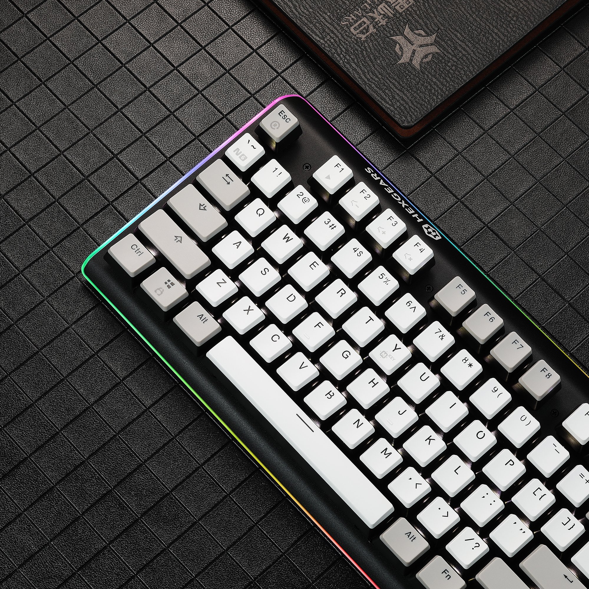 Hot Sale Pubg Game Keyboard 104 Keys Rgb Backlit ABS Keycap USB Type-C Kailh White Brown Switch Mechanical Keyboard For Desktop