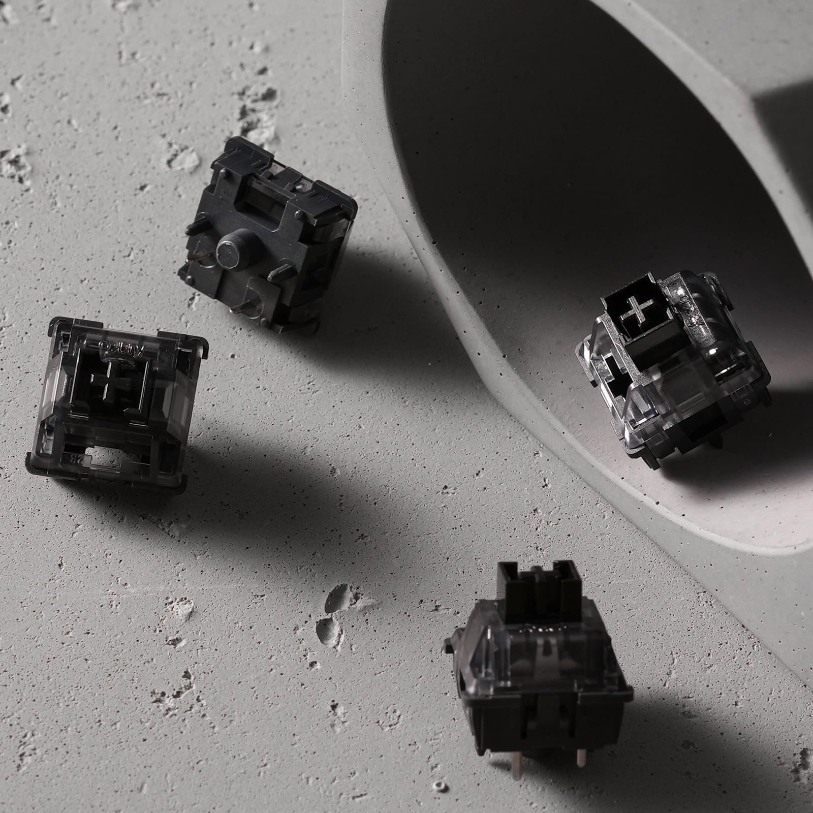 45 Pieces/Box Akko V3 pro Cream Black Keyboard Switches 5 Pin Switch with Dustproof Stem 55gf Linear Switch for DIY Keyboard