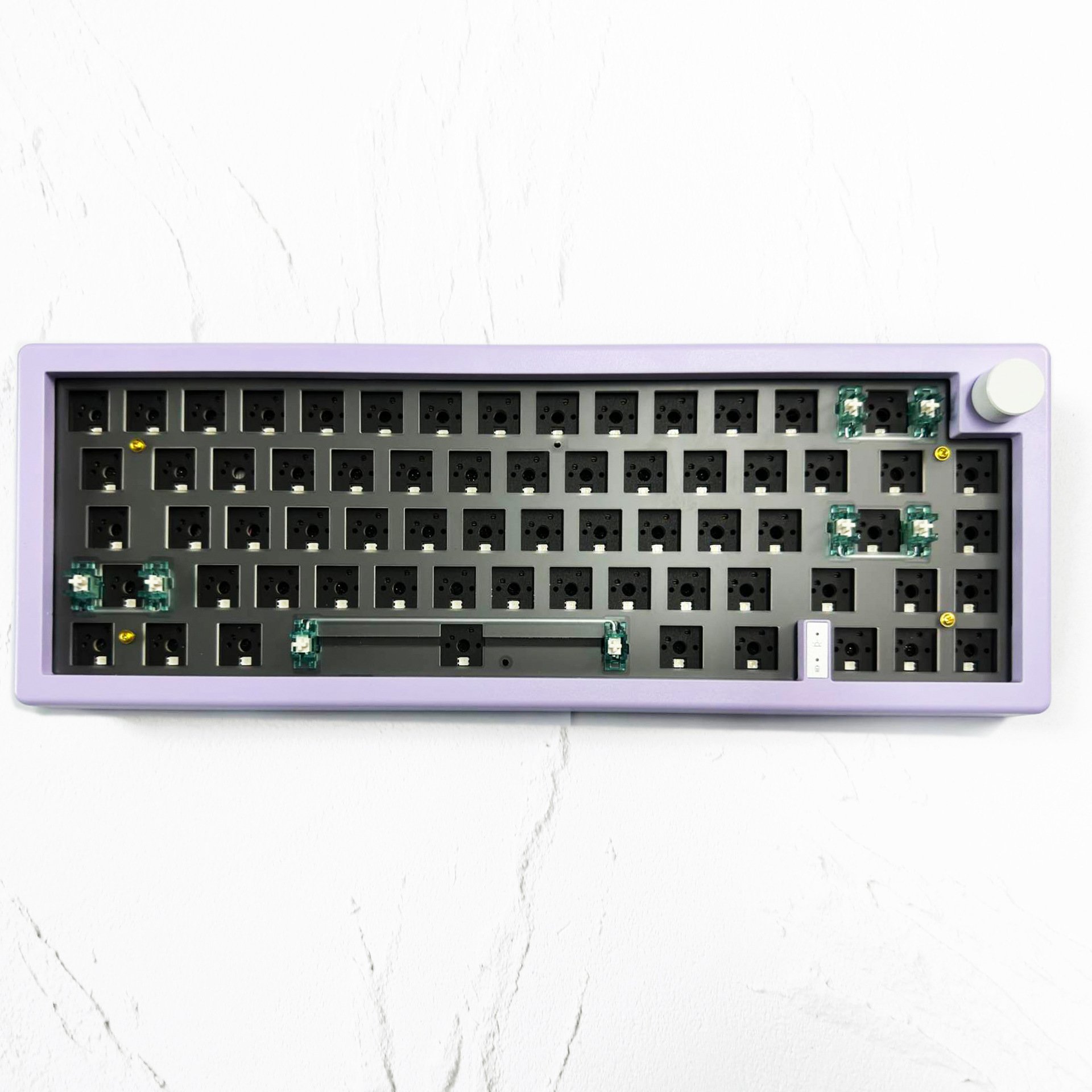 Wholesale GMK67 customs keyboard kit hot swap MX Switches wired/wireless Gasket 2.4G 65% keyboards barebone peripherals