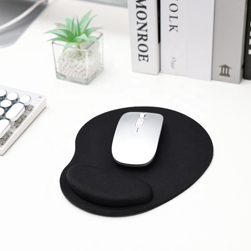 Customized PC Play Mat EVA Mouse Pad Cartoon Custom Mouse Mat Factory Gaming Mouse Pad With Wrist Rest Desk Pad for Office Home