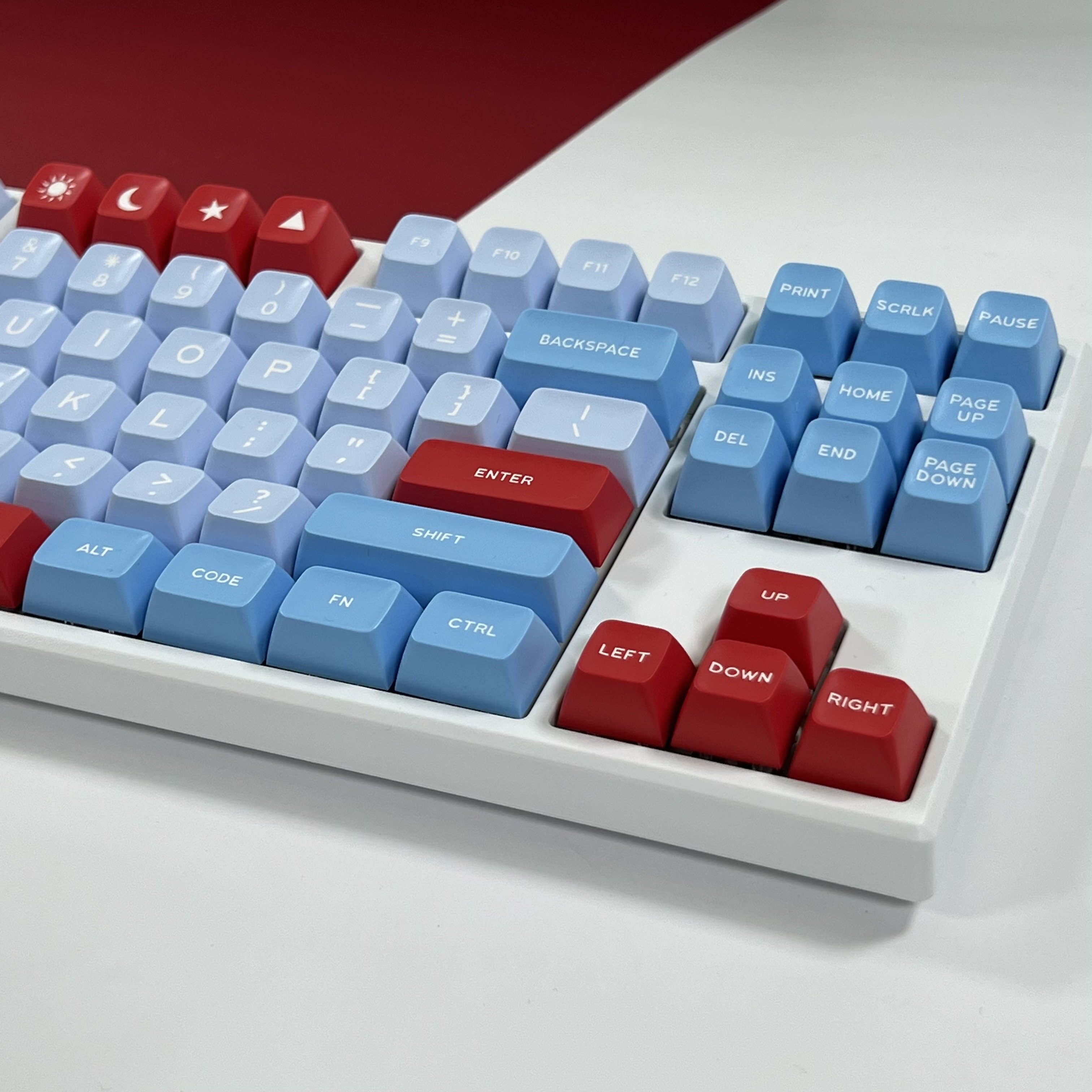 Wholesale hot selling SA height 172 key keycaps light tight key caps Adapts to mechanical keyboard