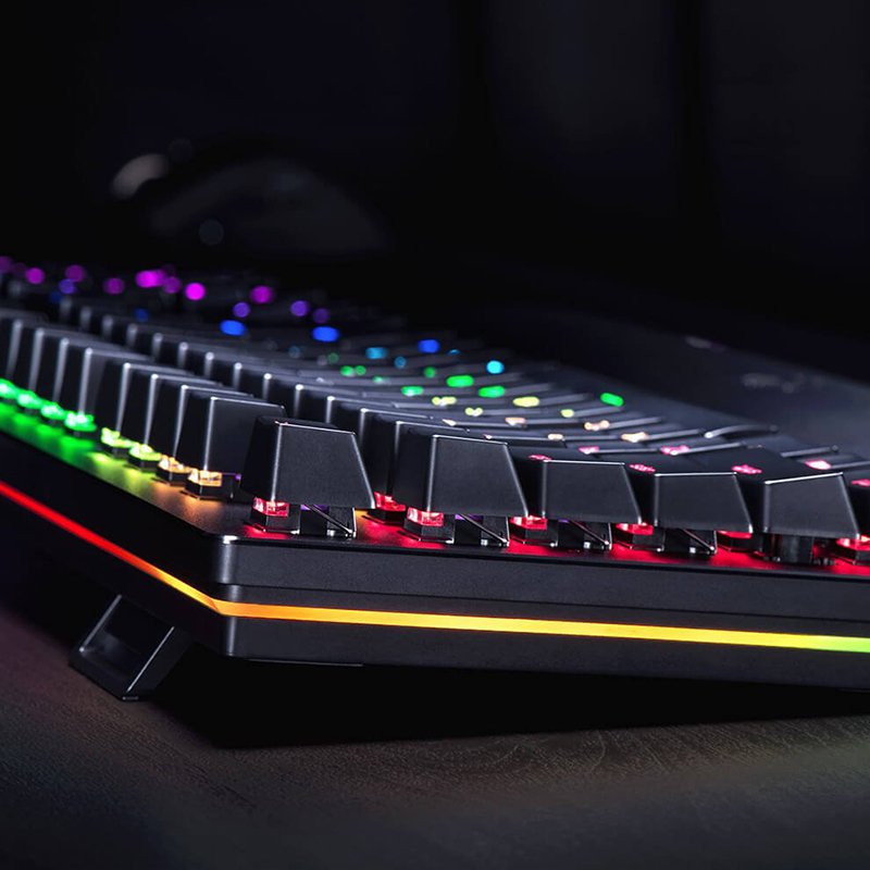 Razer Huntsman Elite Gaming Keyboard Fast Keyboard Switches Linear Optical Switches Chroma RGB Lighting Wrist Rest
