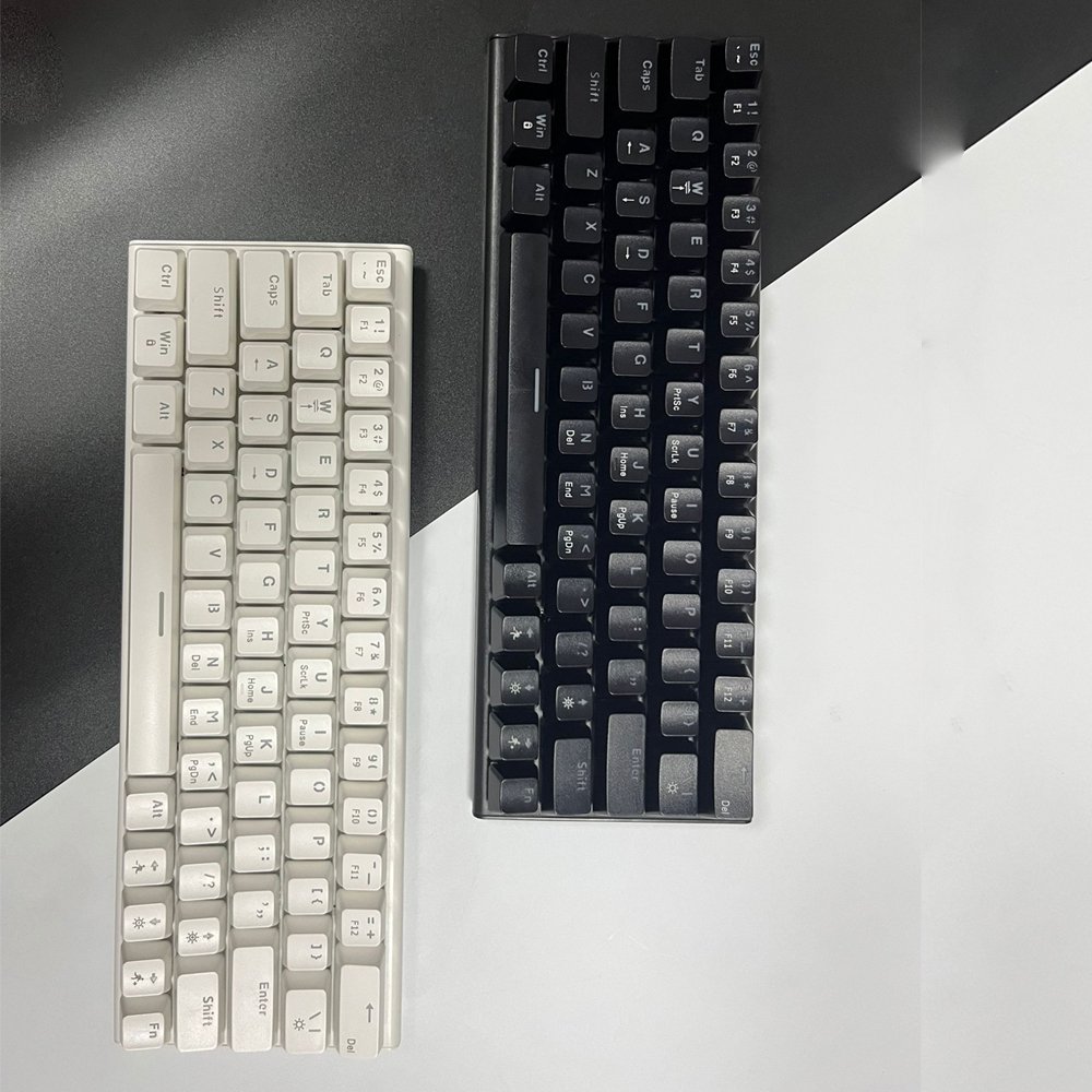 Yeaibo OEM Blue Switch Wired Type C Hot Swappable RGB Backlit Color Lighting for Computer DIY Trading Mechanical Gaming Keyboard