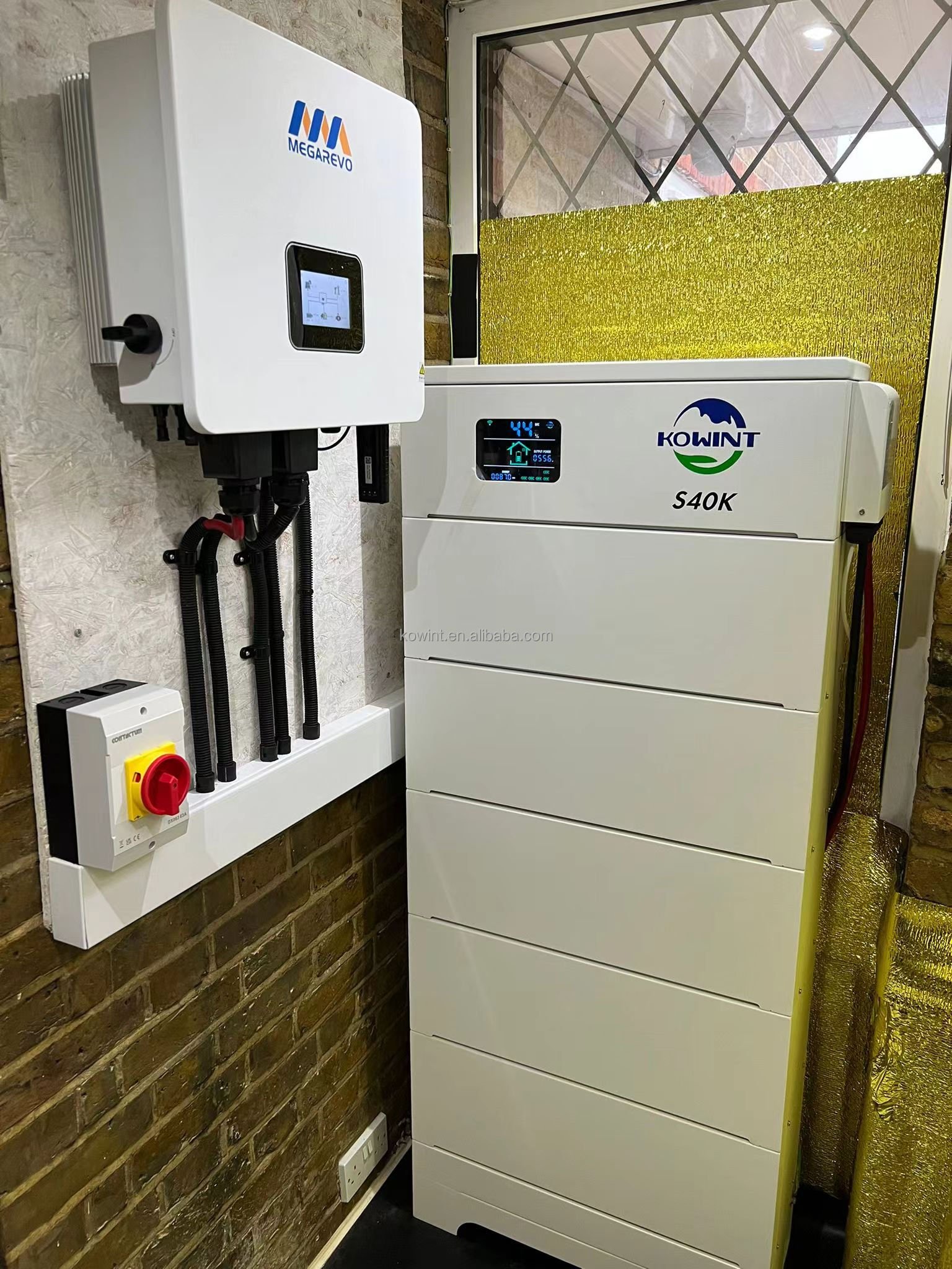 Low voltage stackable lithium battery high capacity for energy storage