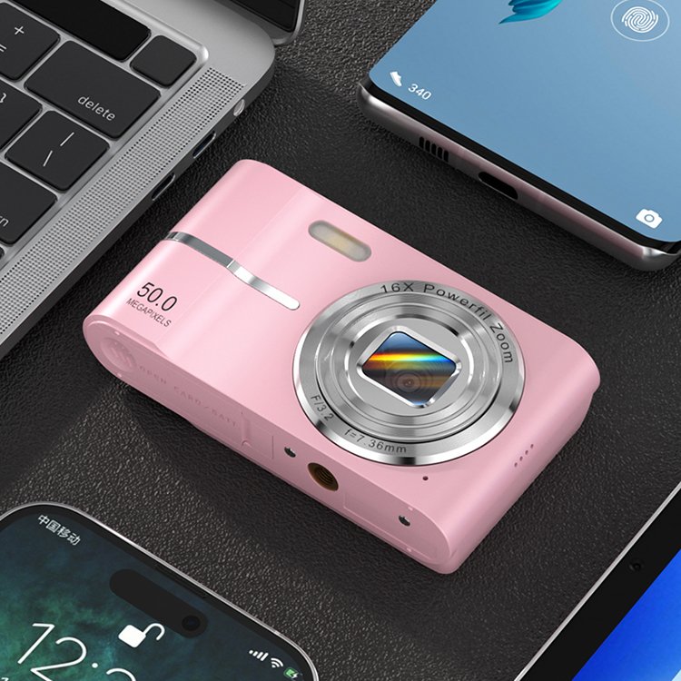 Factory OEM 2.4inch LCD Screen 16X Zoom High Definition Lens Filter 4K M03 CCD Camera for Children Birthday Gift