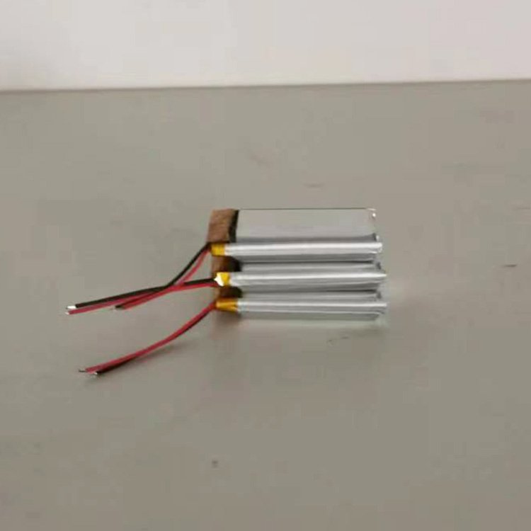 Factory price customized Rechargeable lipo battery 3.7v digital batteries 800MAH pouch polymer cell for model airplane