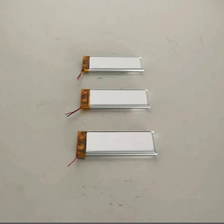 Factory price customized Rechargeable lipo battery 3.7v digital batteries 800MAH pouch polymer cell for model airplane
