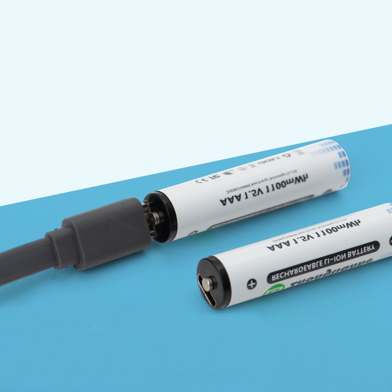 High Capacity USB Rechargeable Li-ion Battery 1100mWh AAA Lithium Batteries