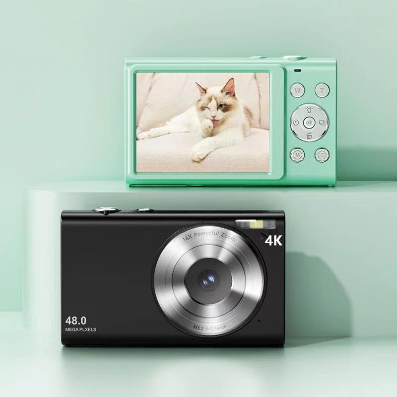 Hot Selling New Style Digital 4K Macro Cameras With Flash Portable Point And Shoot Camera For Photography And Video