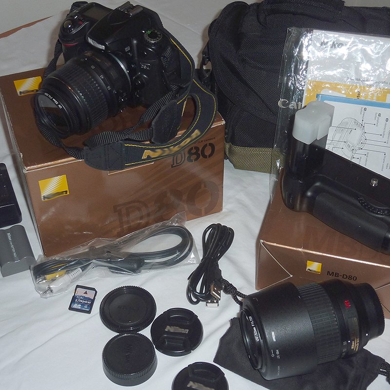 Second hand camera for Nikon D80 (Body only) 10.2MP Digital SLR Camera Japan Imports d80 camera