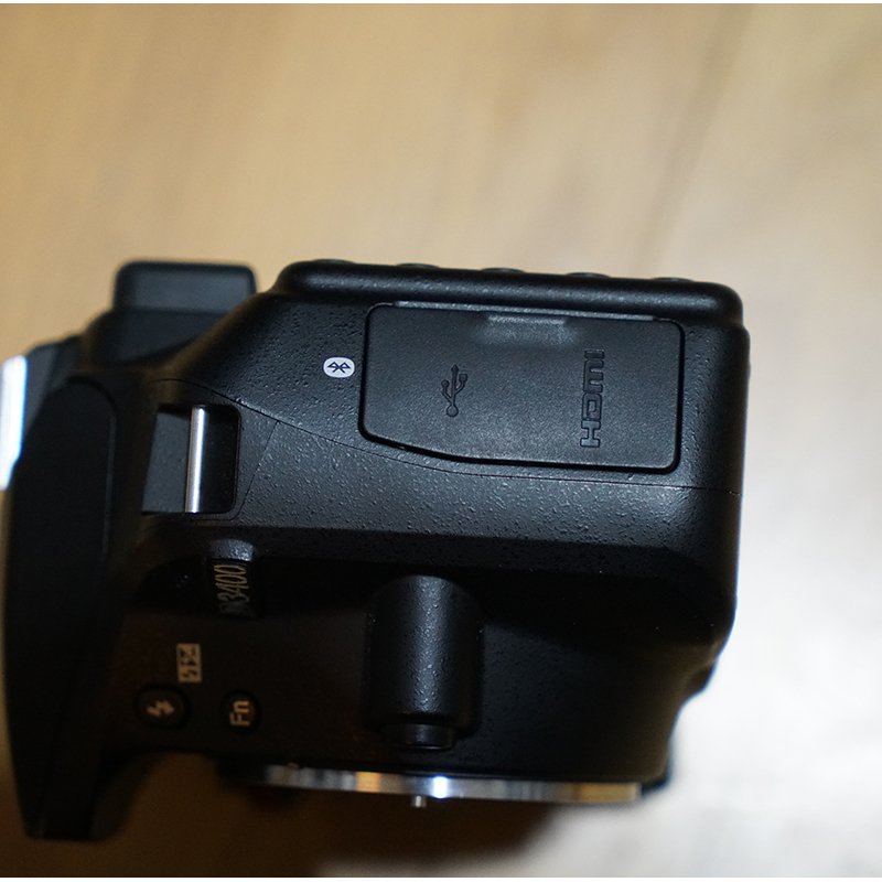Original second-hand used brand D3100 with 18-55VR HD camcorder digital SLR camera with charger and battery and shoulder strap