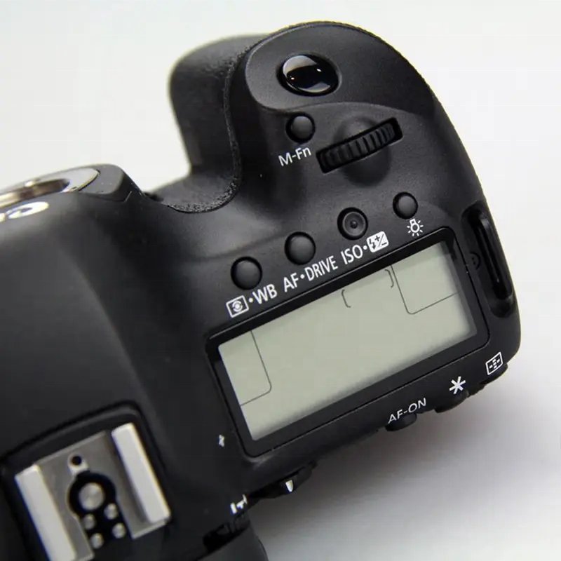 High-quality appearance original second-hand 6D with 50mm f/1.8 STM high-definition digital SLR camera battery charger.