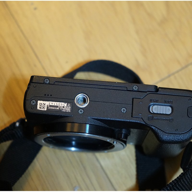 Original second-hand brand A6500 with 16-50 lens 4K high-definition camera number micro single camera with charger, battery,