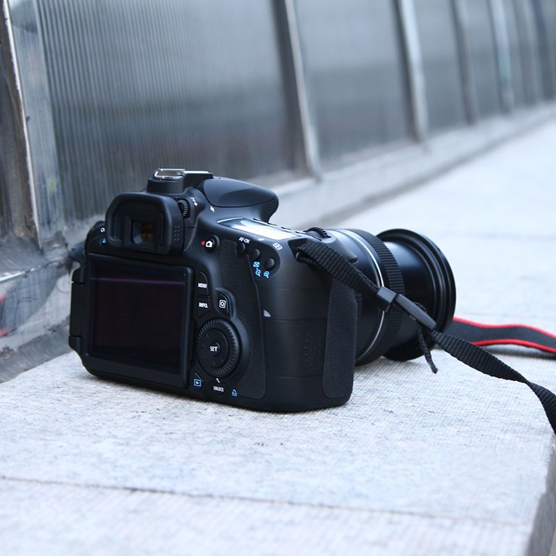 60D with EF-S18-55mm lens used SLR camera Half frame mid-range digital camera 60D 70D 80D 77D 90D 99 new camera