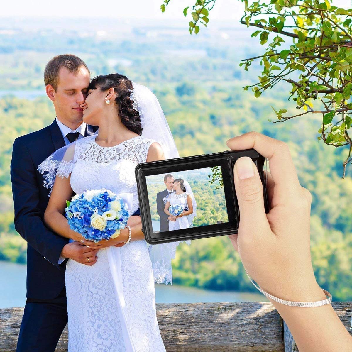 Point and Shoot Digital Camera 2.7 Inch HD Compact Camera Videos Pocket Digital Cameras