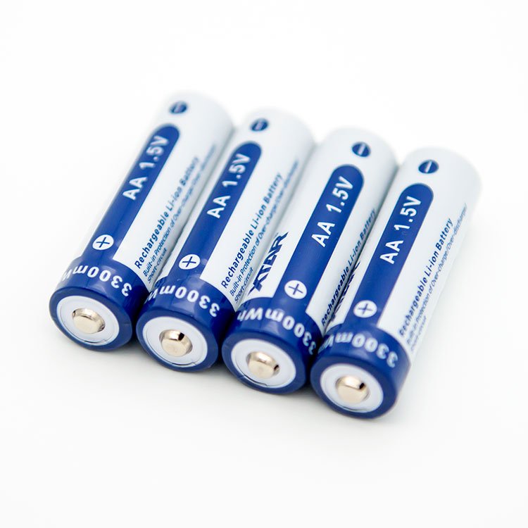 XTAR 3300mWh AA 1.5v Li-ion Rechargeable Battery AA Size Double A Lithium ion Battery for mini fan