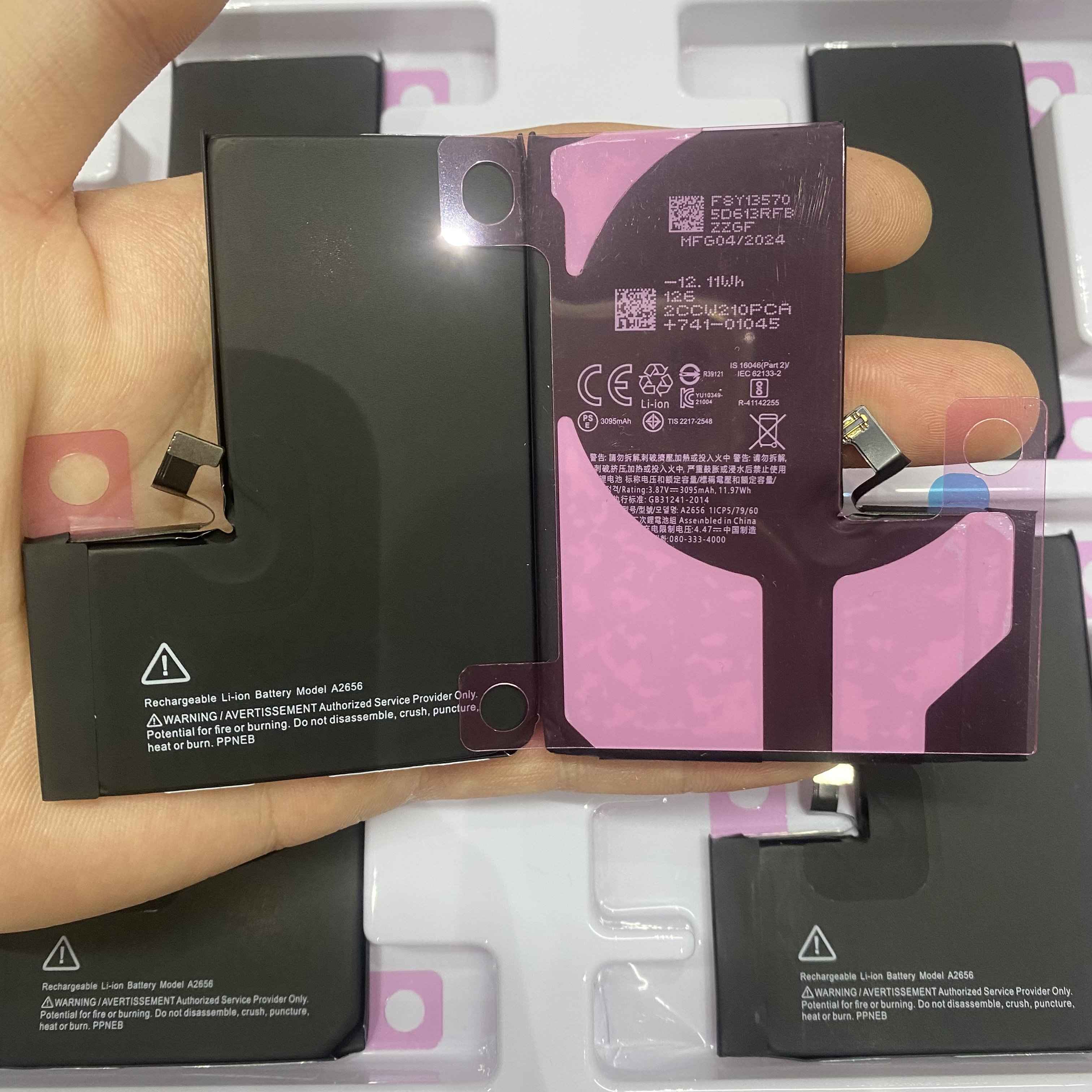 PPNEB Brand OEM Mobile Phone Rechargeable Batteries for iPhone 13Pro Solid State Digital Battery