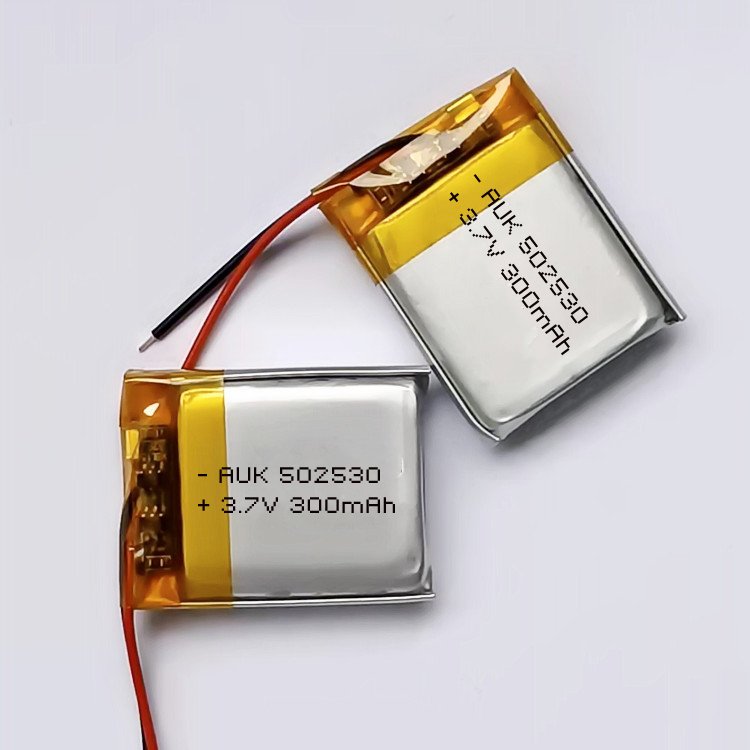 3.7V 1800m Li-Polymer LiPo Rechargeable Battery 804040 For Mp3 GPS PSP DVD Mobile Phone Video Game Driving Recorder