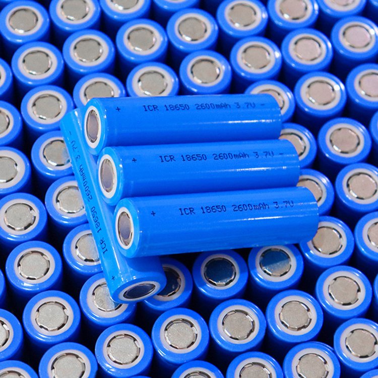 Factory Outlet 3.7v 2600mah Lithium Li-ion Rechargeable ICR 18650 Li ion Battery Cell With China Factory Price