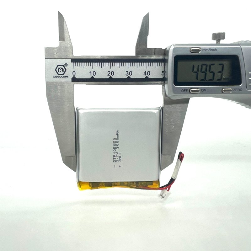batterie lithium rechargeable DTP105050 Lithium Polymer Battery 3.7v 3000mAh batteries
