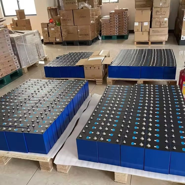 Grade A 3.2V 314Ah Lipo Lithium Ion 280Ah 320Ah Batteries Solar Prismatic Lifepo4 Battery Cells