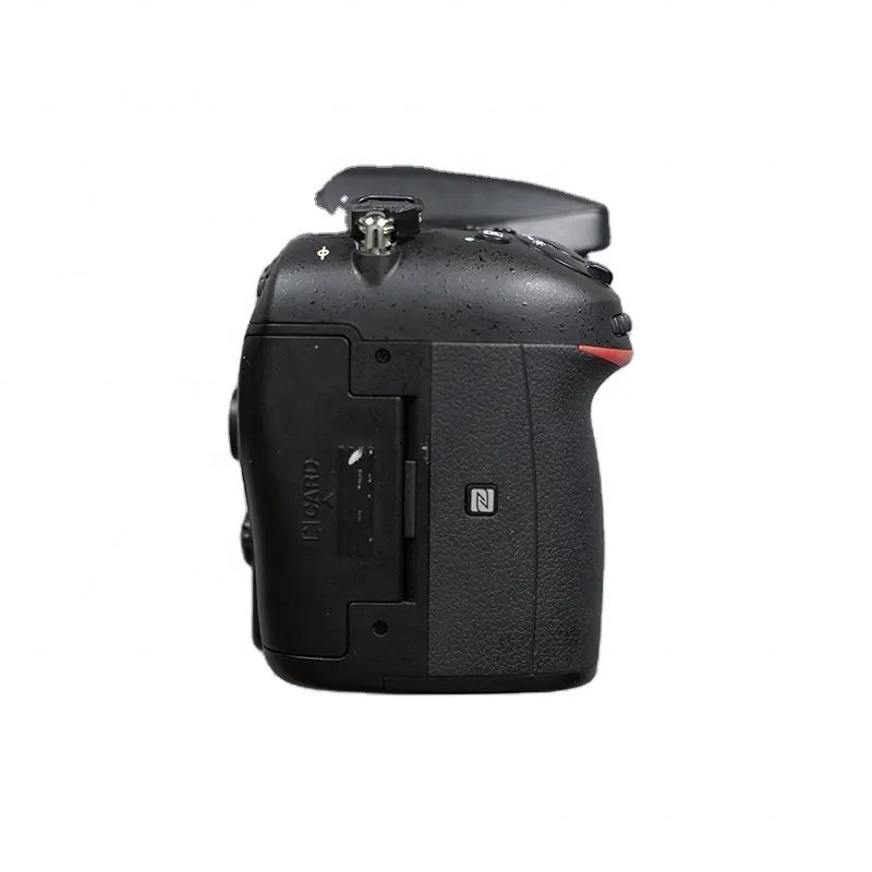 Original second-hand brand D610 single-body 1080p HD camera digital SLR camera with charger, battery and shoulder strap.