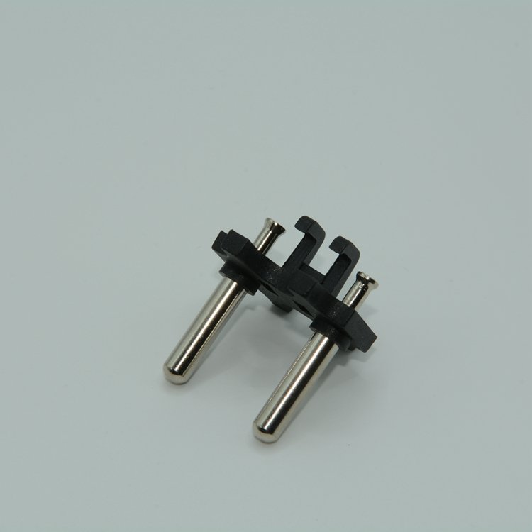 High Quality Round Plug Insert 2 Pins EU Hollow Plug Insert for Electrical Equipment