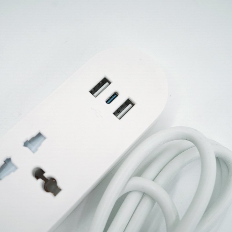 High Quality Household 3 Outlets 10a 2 Usb Ports Surge Protection Plug-in Charging Station Portable Travel Power Strip