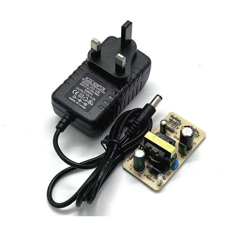 Factory price 12v2a UK plug switching power supply adapter 12v2000ma ac to dc adapter power for LED CCTV support customized