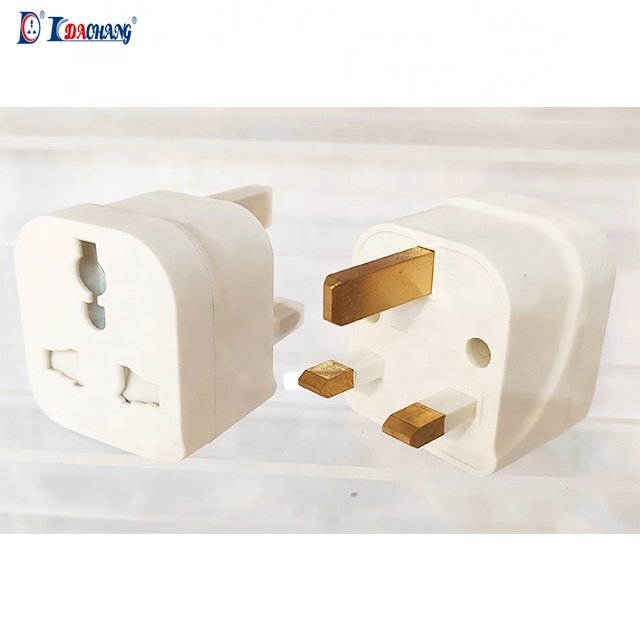 220V to 110V plug adapter converter