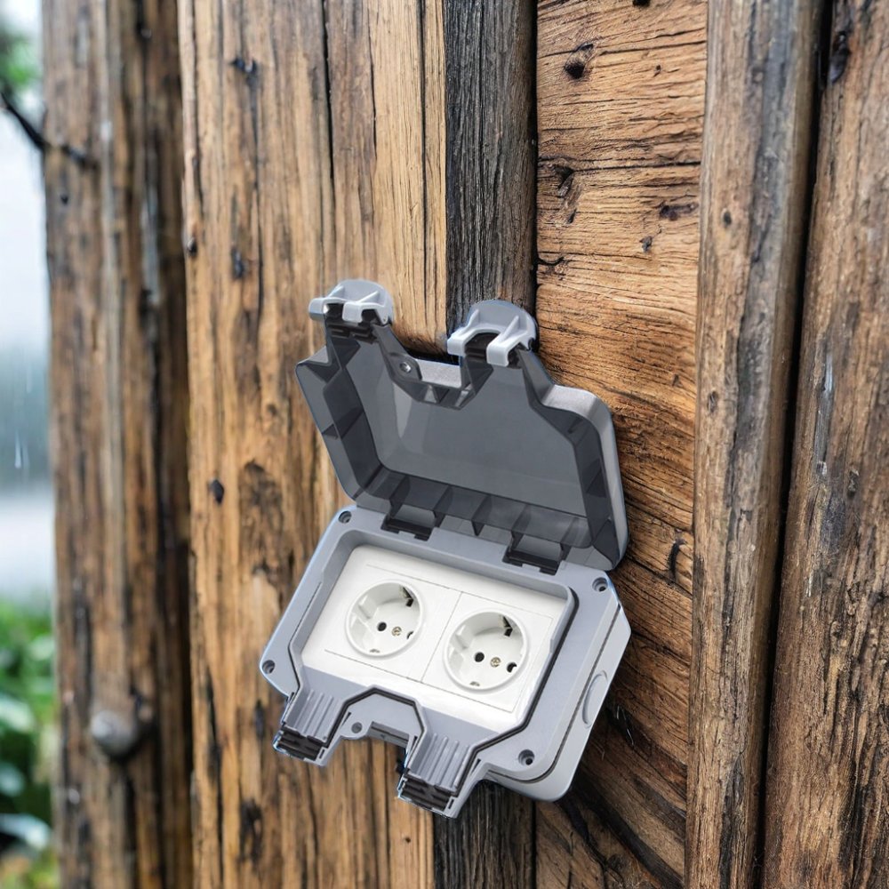 Hot Sale New IP66 MP22 Type EU Power Supply Standard UK Double Waterproof Electric Wall Socket 16A Charging Plug Outdoor Use