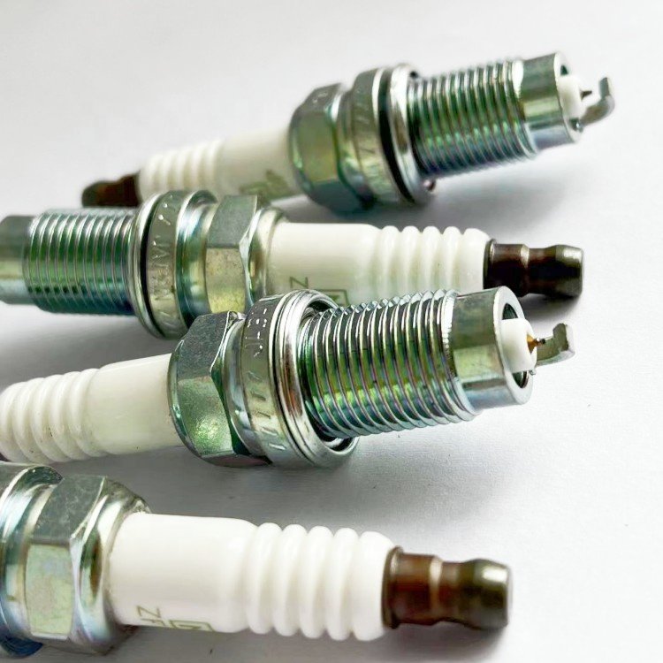 Factory Sale 90919-01210 spark plugs 90919-01168 90919-T1004 Iridium Spark Plugs Bujias for Toyota
