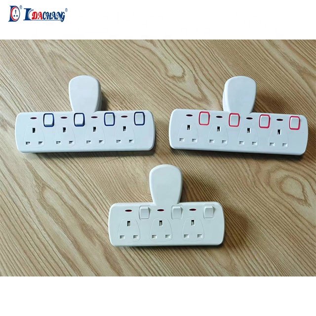 Multi plug extension socket adapter